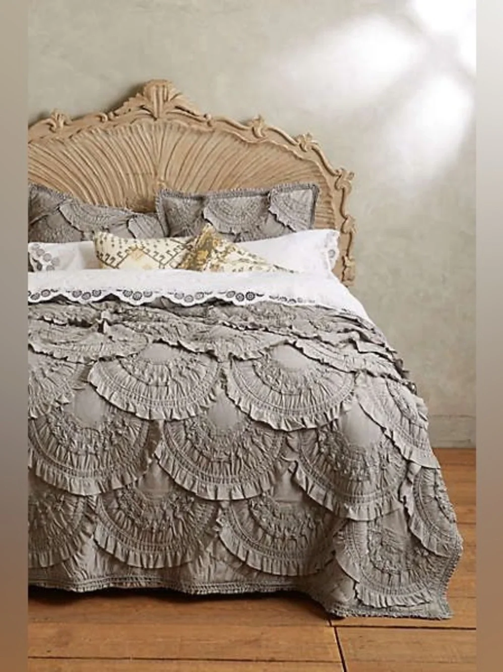 Anthropologie Rivulet~ King Quilt & 2/ King Sham - Light Gray
